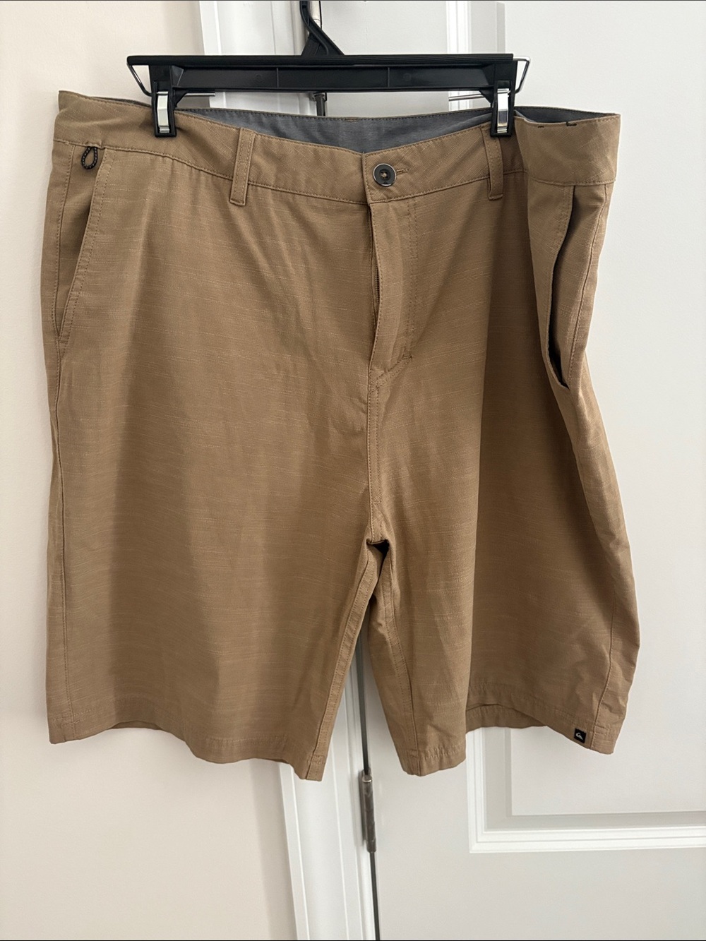 Quicksilver Men's Flat Front Tan Shorts - Classic Everyday Style